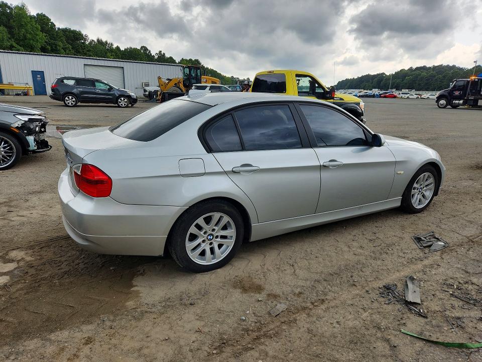 60765666 :رقم المزاد ، WBAVB135X6PT19190 vin ، 2006 Bmw 325 مزاد بيع