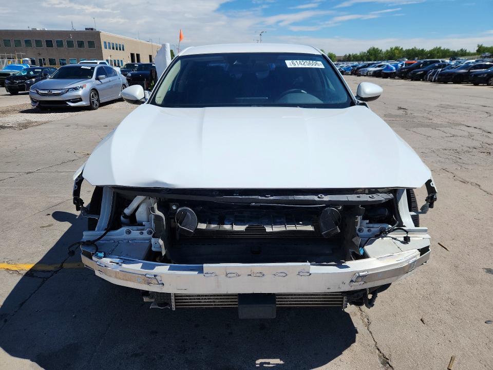 61425606 :رقم المزاد ، 1HGCV1F19MA028899 vin ، 2021 Honda Accord مزاد بيع