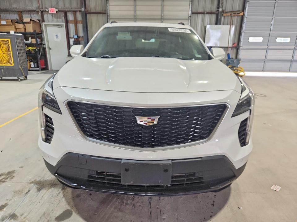 60556536 :رقم المزاد ، 1GYFZER40KF199418 vin ، 2019 Cadillac Xt4 مزاد بيع