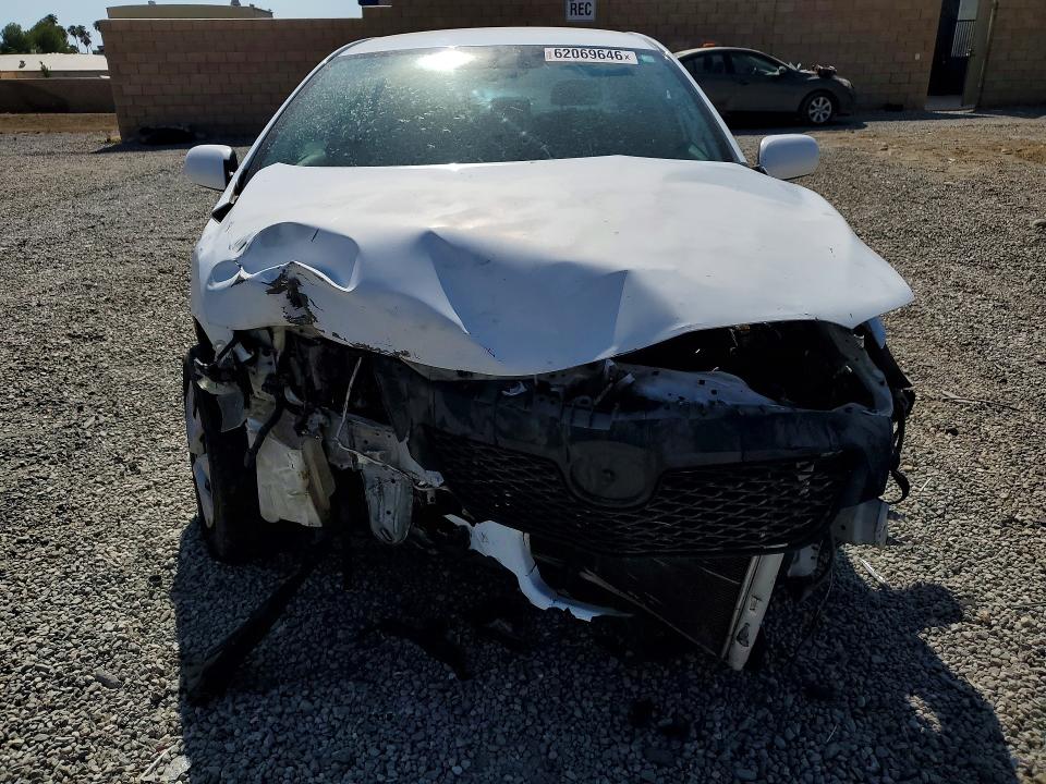 62069646 :رقم المزاد ، 1NXBU4EEXAZ201967 vin ، 2010 Toyota Corolla مزاد بيع
