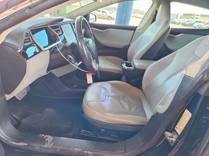2013 Tesla Model S მანქანა იყიდება აუქციონზე, vin: 5YJSA1DP6DFP04598, აუქციონის ნომერი: 60368616