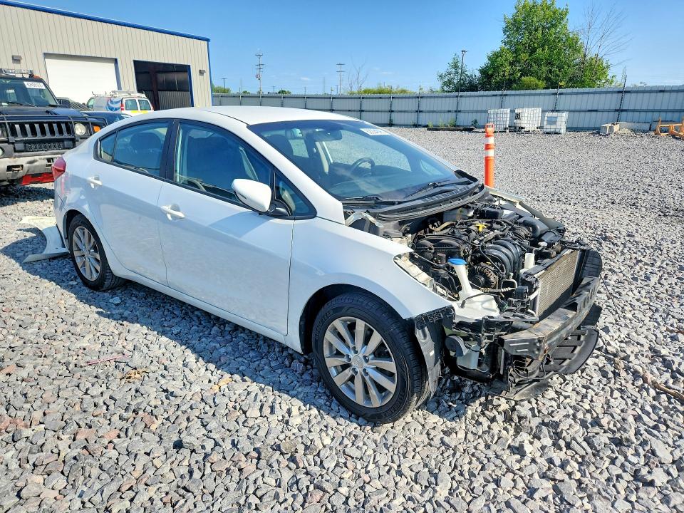 2015 Kia Forte მანქანა იყიდება აუქციონზე, vin: KNAFX4A67F5355286, აუქციონის ნომერი: 62234096