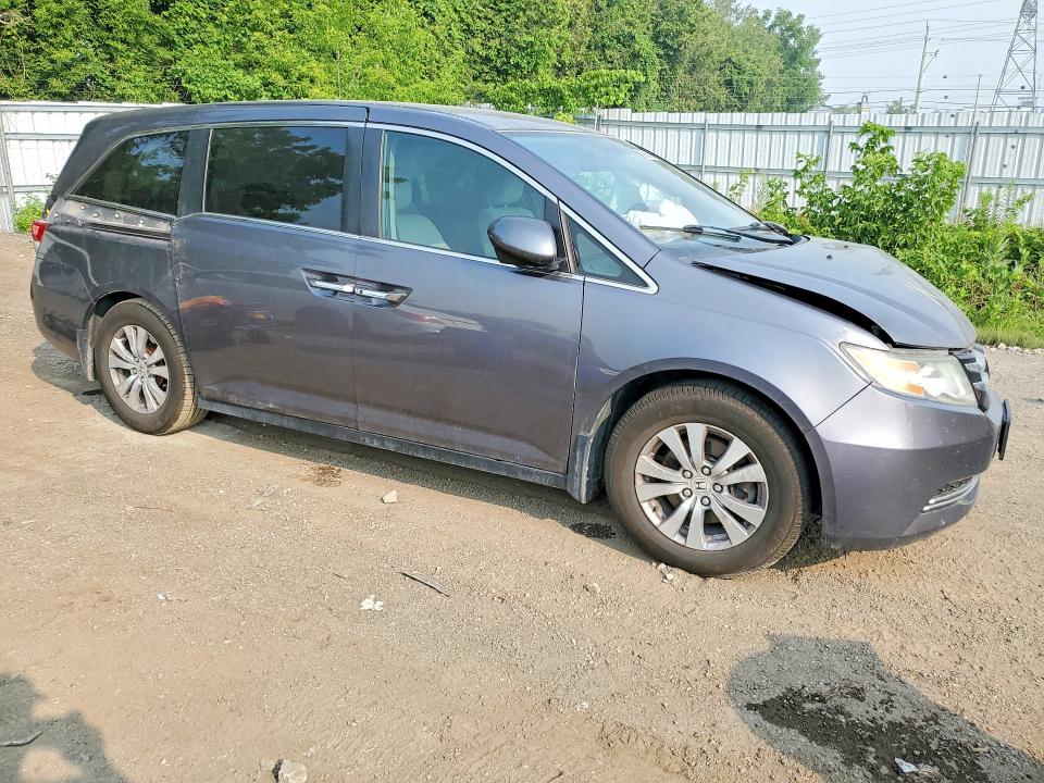 60555096 :رقم المزاد ، 5FNRL5H49FB509341 vin ، 2015 Honda Odyssey مزاد بيع