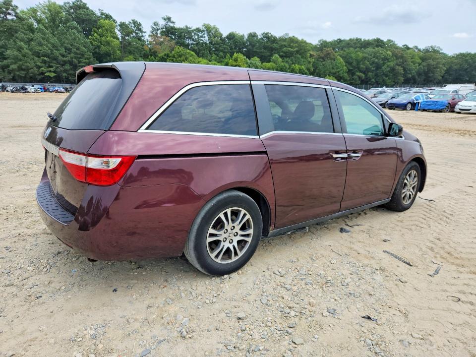 62660076 :رقم المزاد ، 5FNRL5H68BB041274 vin ، 2011 Honda Odyssey مزاد بيع