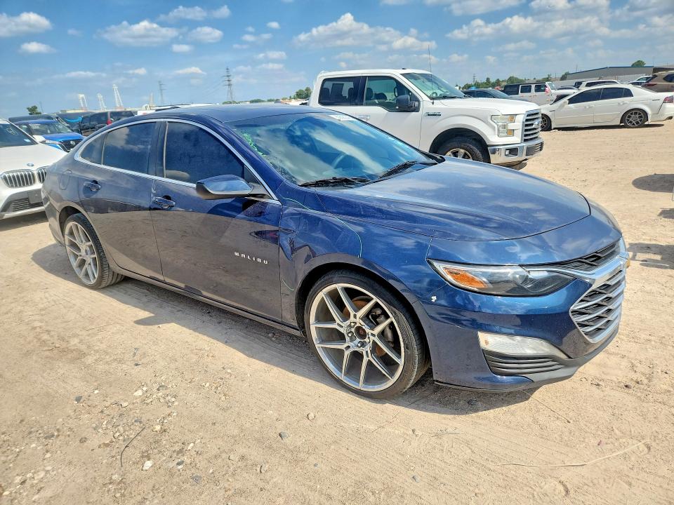 60693346 :رقم المزاد ، 1G1ZD5ST9MF061391 vin ، 2021 Chevrolet Malibu مزاد بيع