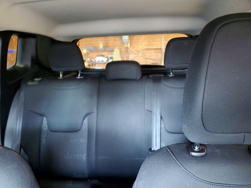 2015 Jeep Renegade მანქანა იყიდება აუქციონზე, vin: ZACCJBBT4FPB39872, აუქციონის ნომერი: 61847896