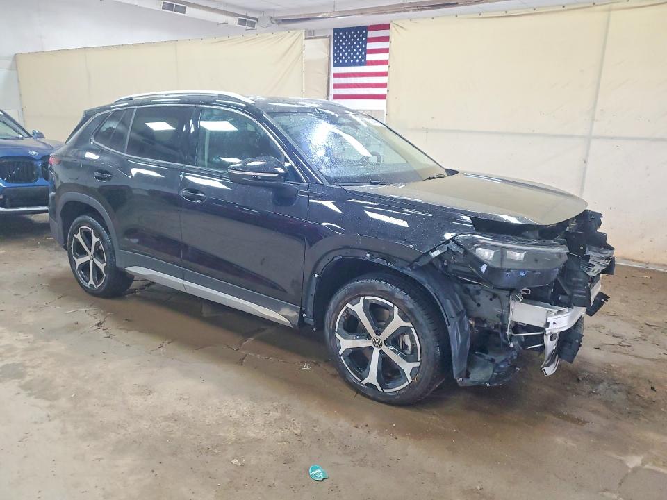 61489456 :رقم المزاد ، 3VVMR7RM8SM051401 vin ، 2025 Volkswagen Tiguan مزاد بيع