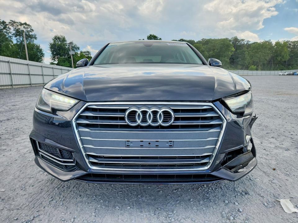 60638066 :رقم المزاد ، WAUKMAF45JA085648 vin ، 2018 Audi A4 مزاد بيع