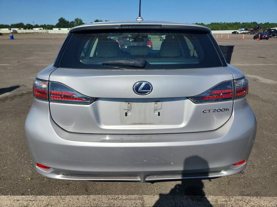 62163226 :رقم المزاد ، JTHKD5BH6B2020465 vin ، 2011 Lexus Ct مزاد بيع