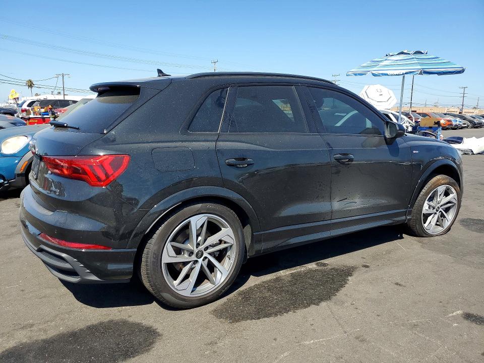 61185666 :رقم المزاد ، WA1DECF32S1110156 vin ، 2025 Audi Q3 مزاد بيع