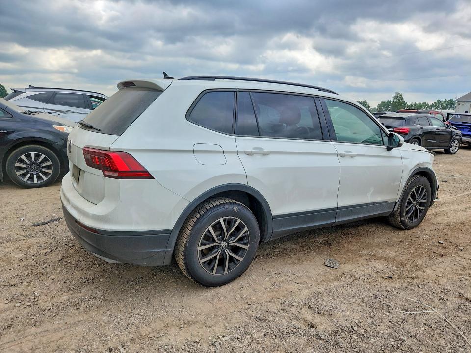 Продажа на аукционе авто 2021 Volkswagen Tiguan, vin: 3VV1B7AX5MM043689, номер лота: 60759576