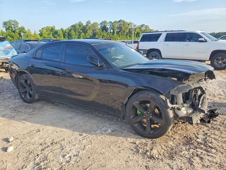 60613436 :رقم المزاد ، 2C3CDXHG3FH754577 vin ، 2015 Dodge Charger مزاد بيع