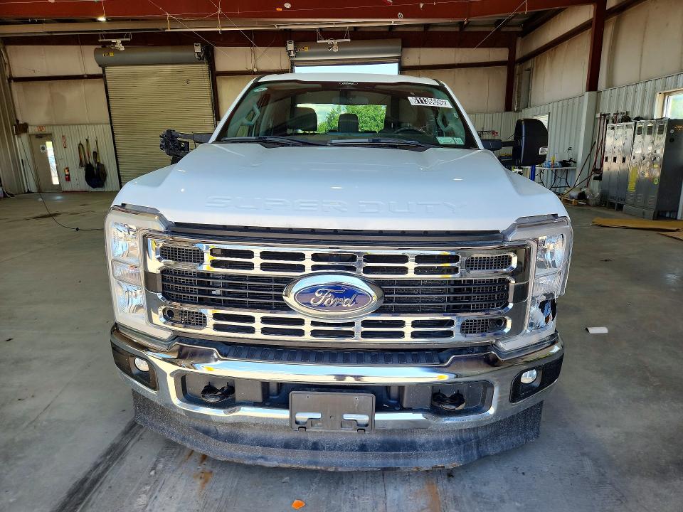 Продажа на аукционе авто 2024 Ford F350, vin: 1FT8W3BT3REC86856, номер лота: 61136696