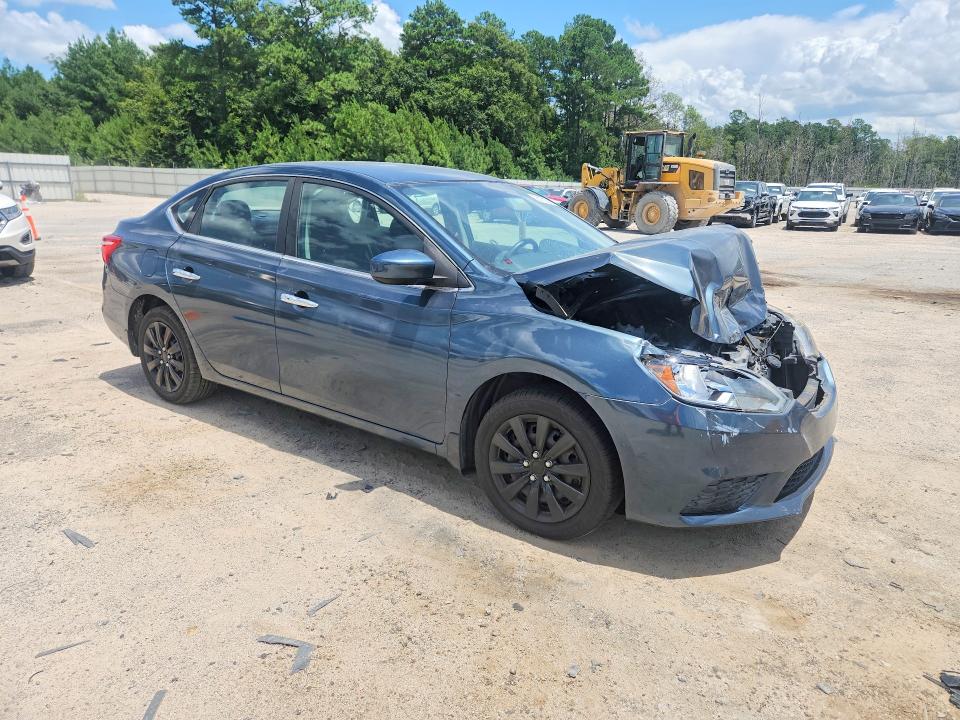 Продаж на аукціоні авто 2017 Nissan Sentra, vin: 3N1AB7AP7HY215947, номер лоту: 61712876