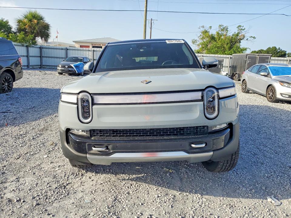 2024 Rivian R1s მანქანა იყიდება აუქციონზე, vin: 7PDSGBBA2RN037260, აუქციონის ნომერი: 60417046