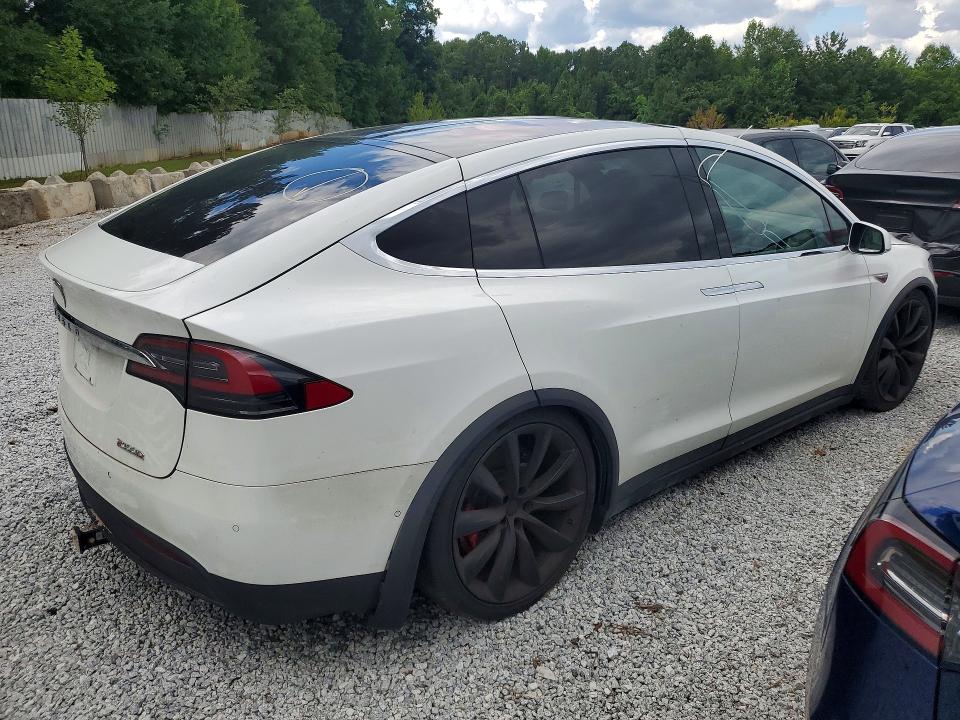 Продажа на аукционе авто 2016 Tesla Model X, vin: 5YJXCBE40GF008995, номер лота: 60837936