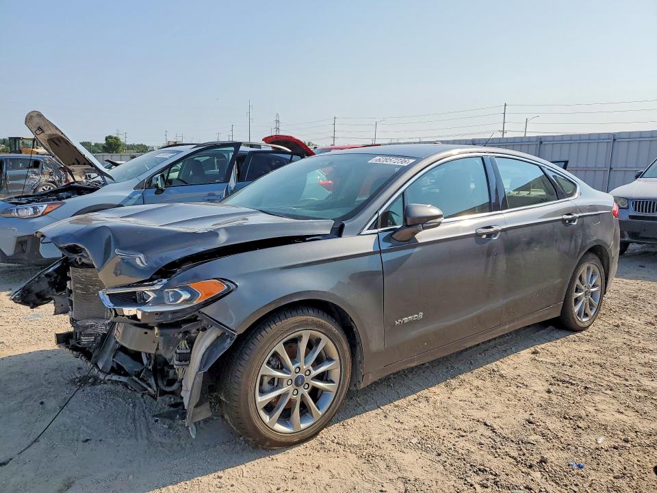 Продаж на аукціоні авто 2017 Ford Fusion, vin: 3FA6P0LU4HR402013, номер лоту: 62857236