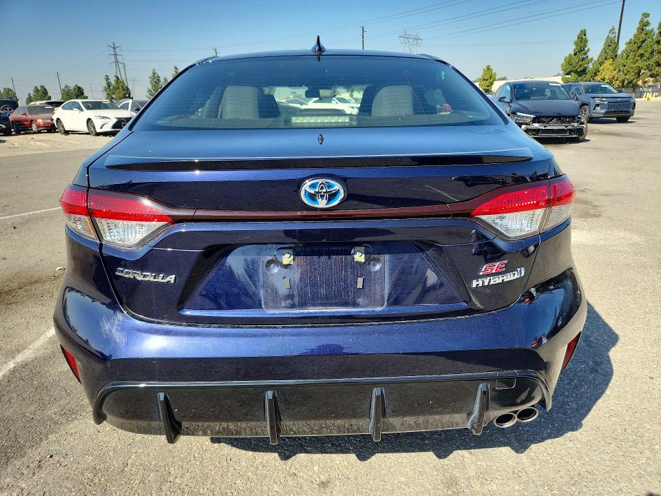 Продажа на аукционе авто 2024 Toyota Corolla Hybrid, vin: JTDBCMFEXRJ021245, номер лота: 61643976