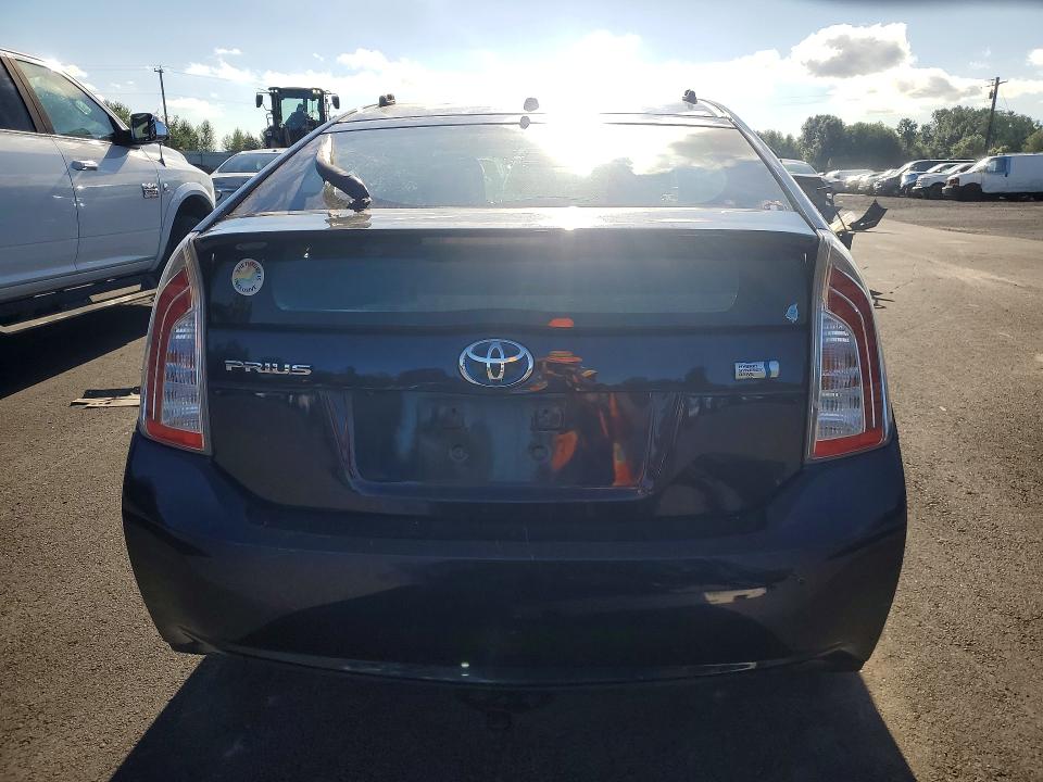 2015 Toyota Prius მანქანა იყიდება აუქციონზე, vin: JTDKN3DU1F1993228, აუქციონის ნომერი: 62827906