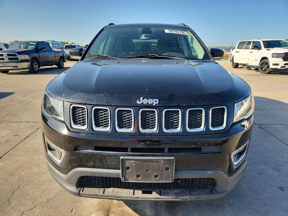 59795156 :رقم المزاد ، 3C4NJDCB4JT435390 vin ، 2018 Jeep Compass مزاد بيع