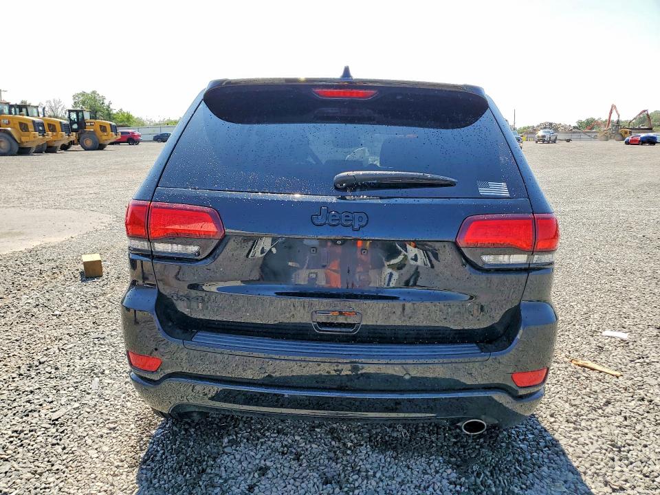 Продажа на аукционе авто 2018 Jeep Grand Cherokee, vin: 1C4RJFAG4JC367244, номер лота: 61994766