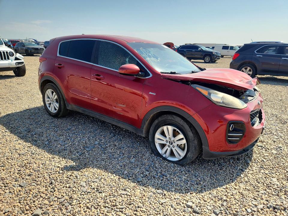 60163646 :رقم المزاد ، KNDPMCAC0J7406172 vin ، 2018 Kia Sportage مزاد بيع