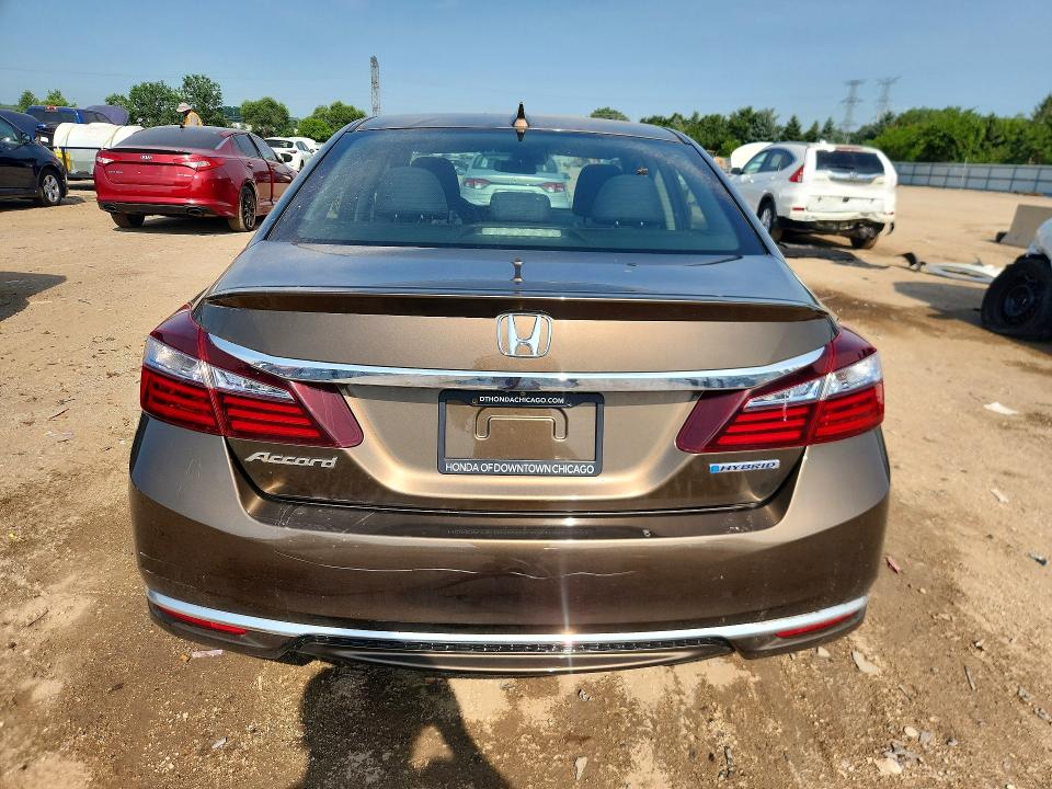 Продажа на аукционе авто 2017 Honda Accord, vin: JHMCR6F35HC007218, номер лота: 58720956