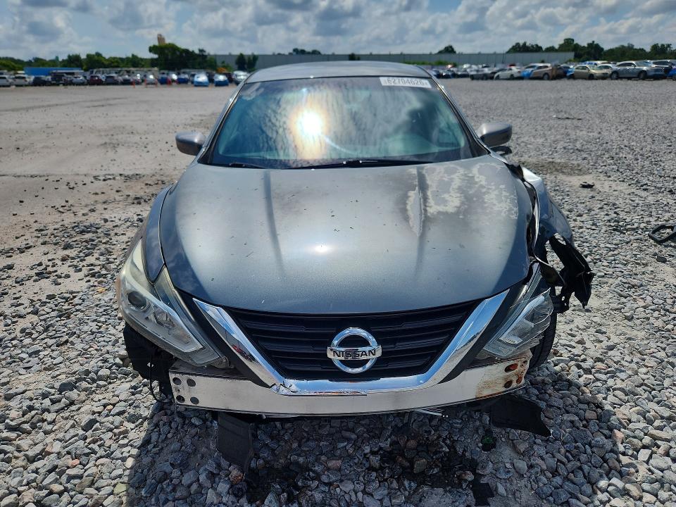 Продажа на аукционе авто 2017 Nissan Altima, vin: 1N4AL3AP3HN364135, номер лота: 62704626