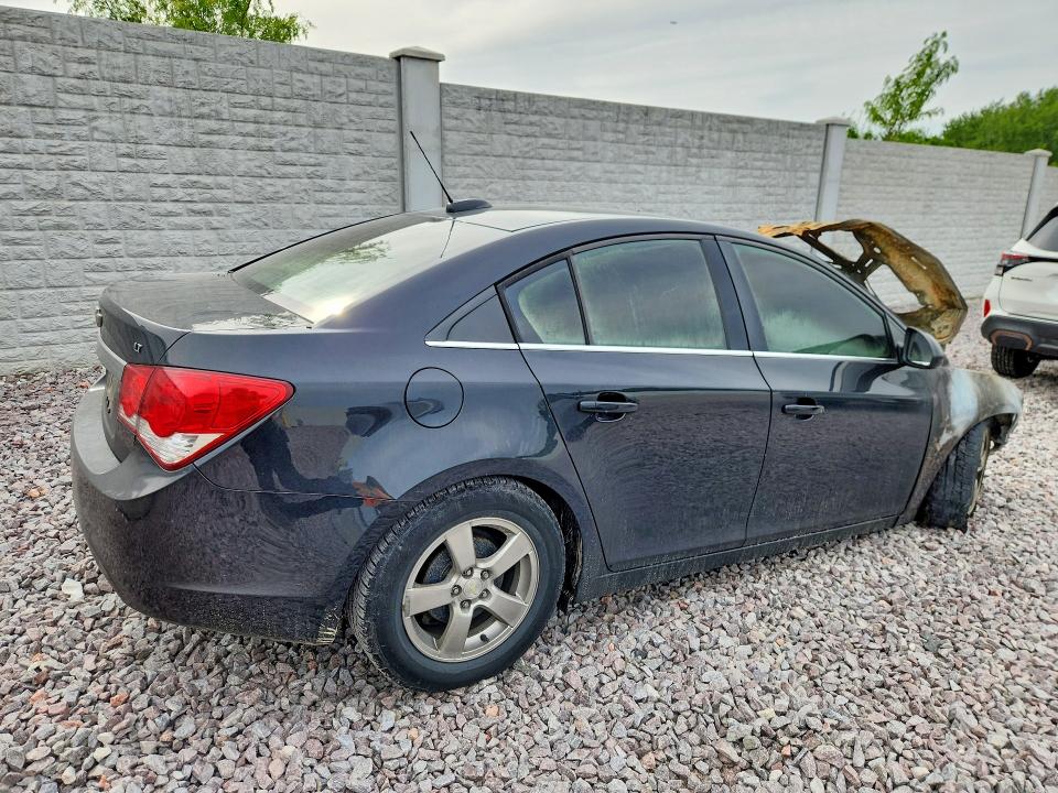 60699306 :رقم المزاد ، 1G1PE5SB2G7140637 vin ، 2016 Chevrolet Cruze Limited مزاد بيع