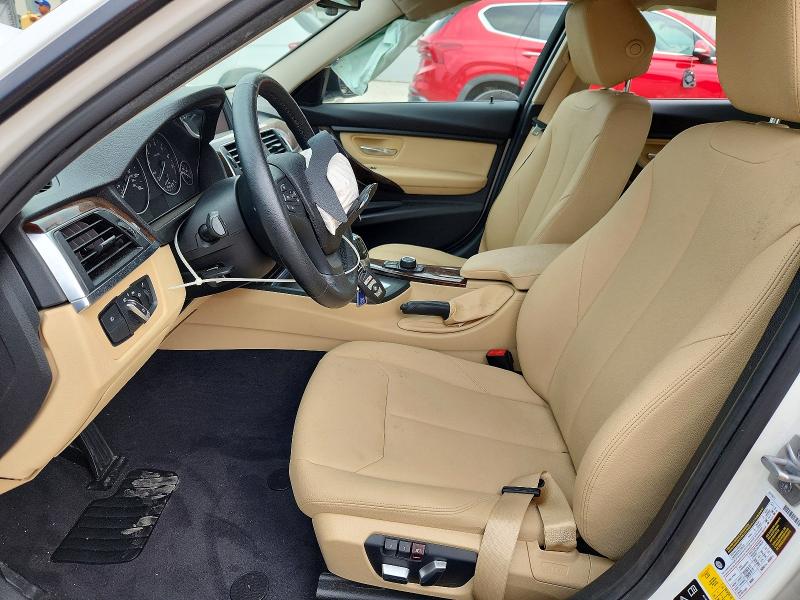 62898536 :رقم المزاد ، WBA8E5G52JNV02643 vin ، 2018 Bmw 320 مزاد بيع