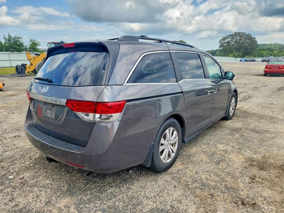 62233826 :رقم المزاد ، 5FNRL5H65EB031077 vin ، 2014 Honda Odyssey مزاد بيع