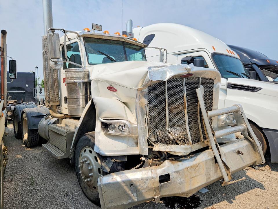 Продажа на аукционе авто 2012 Peterbilt 388, vin: 1XPWD49X9CD161853, номер лота: 61814766