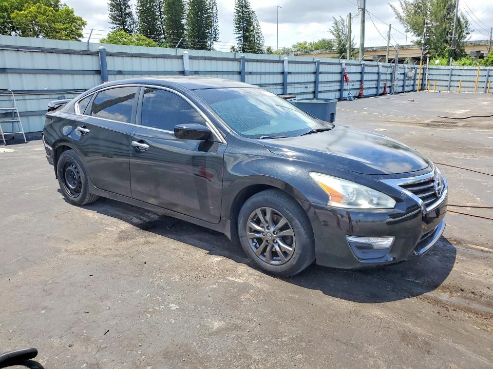 Продажа на аукционе авто 2015 Nissan Altima, vin: 1N4AL3APXFC490193, номер лота: 62120556