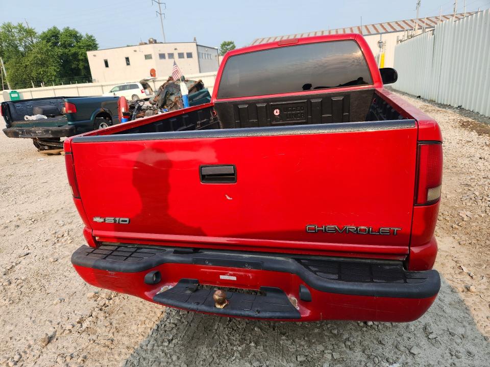 62337376 :رقم المزاد ، 1GCCS145428100352 vin ، 2002 Chevrolet S Truck مزاد بيع