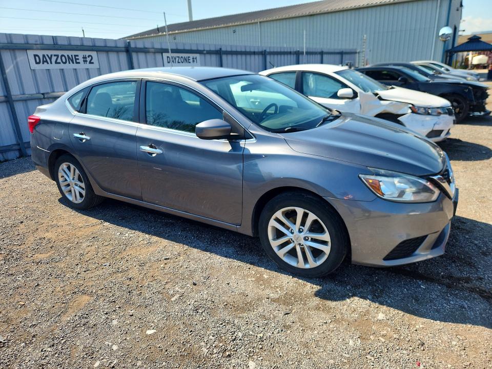 60594786 :رقم المزاد ، 3N1AB7APXJY279616 vin ، 2018 Nissan Sentra مزاد بيع