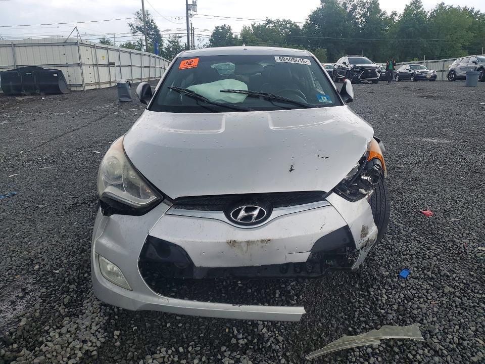 2016 Hyundai Veloster მანქანა იყიდება აუქციონზე, vin: KMHTC6AD8GU293766, აუქციონის ნომერი: 60405616