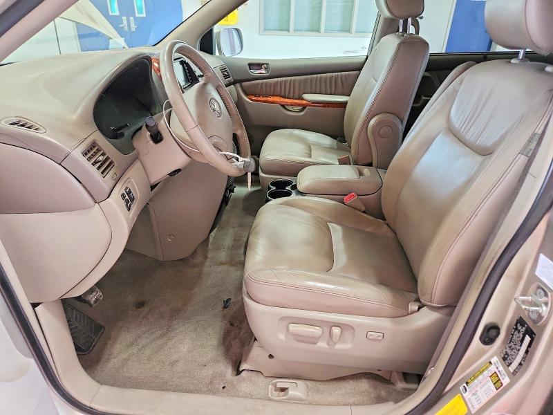 82114405 :رقم المزاد ، 5TDZK22C89S227225 vin ، 2009 Toyota Sienna مزاد بيع