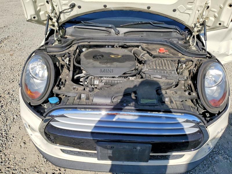 Продажа на аукционе авто 2015 Mini Cooper, vin: WMWXS5C57FT831433, номер лота: 60126876