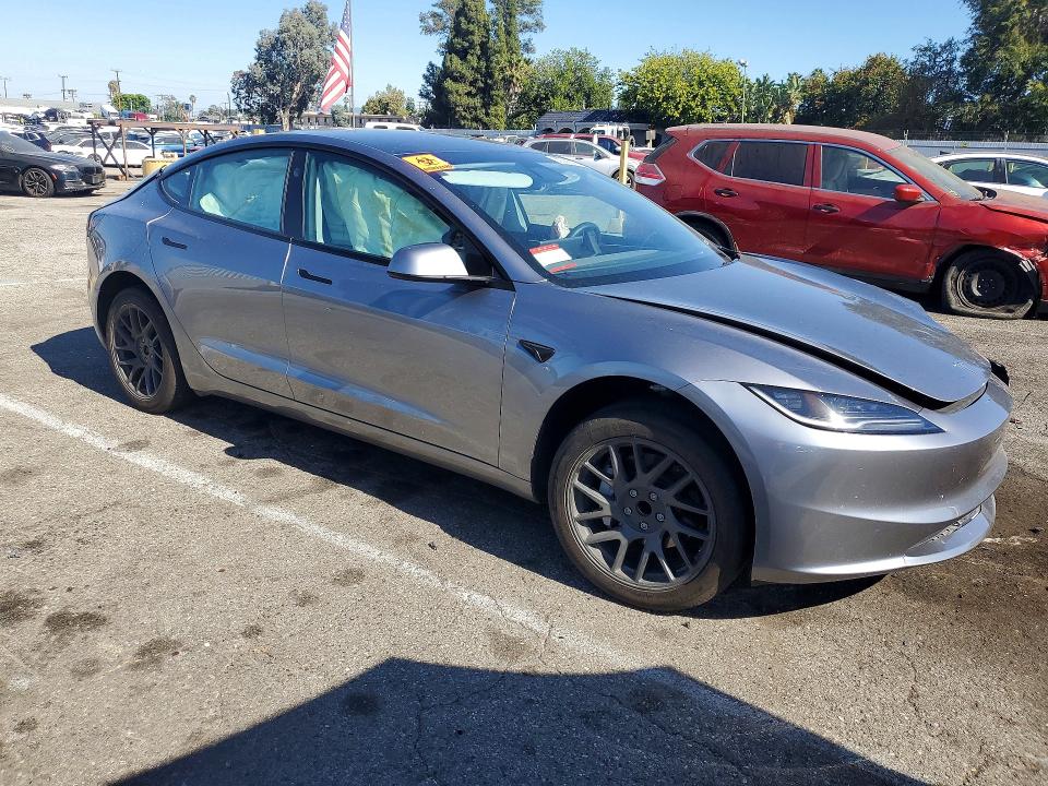 2025 Tesla Model 3 მანქანა იყიდება აუქციონზე, vin: 5YJ3E1EA7SF058536, აუქციონის ნომერი: 60259376