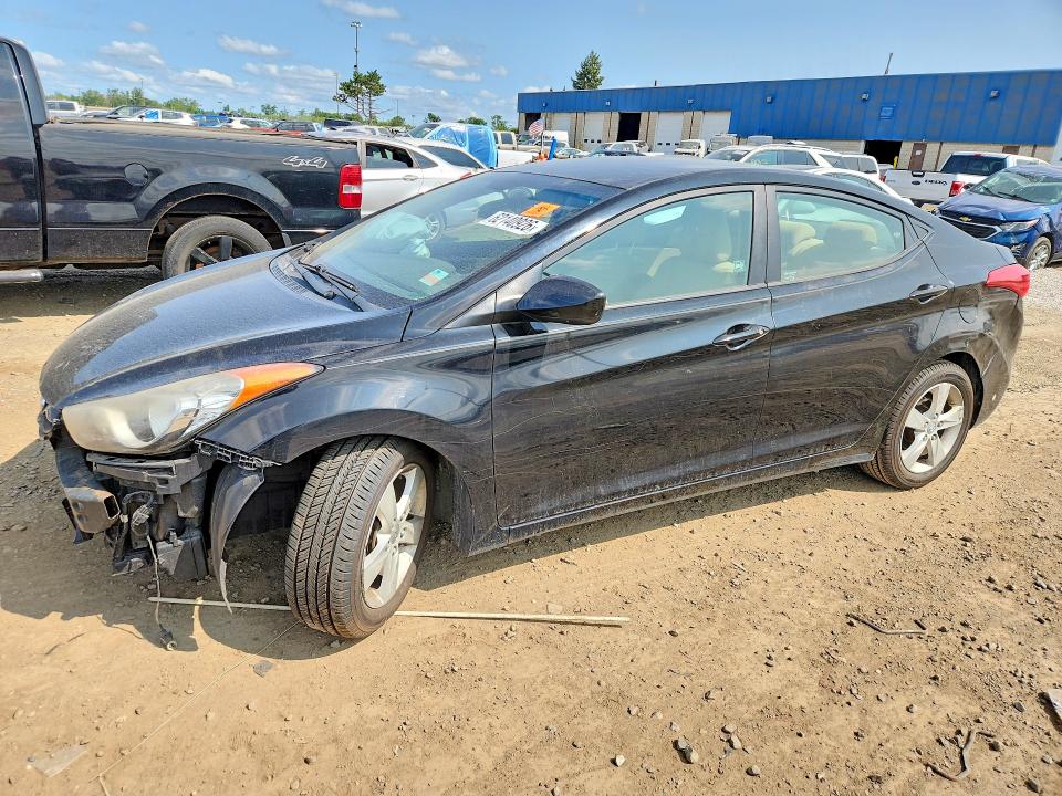 Продажа на аукционе авто 2013 Hyundai Elantra, vin: KMHDH4AE5DU561767, номер лота: 62140926