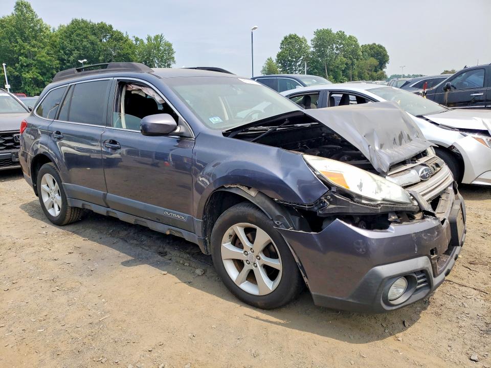 Продажа на аукционе авто 2014 Subaru Outback, vin: 4S4BRBCC5E3204388, номер лота: 61330826