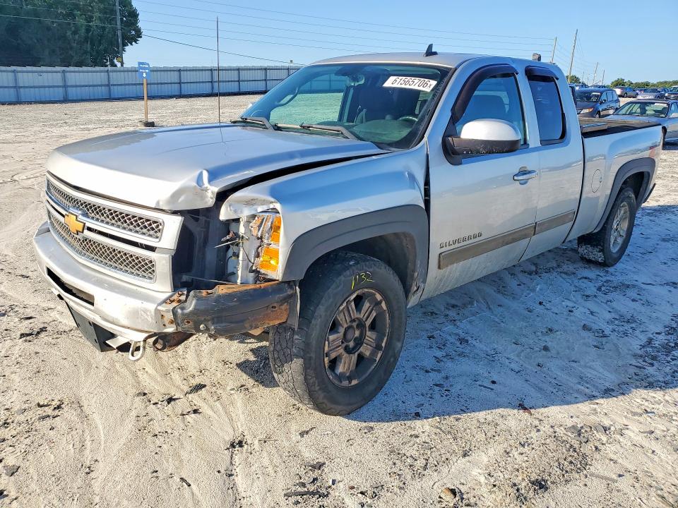 2013 Chevrolet Silverado მანქანა იყიდება აუქციონზე, vin: 1GCRKSE77DZ127347, აუქციონის ნომერი: 61565706