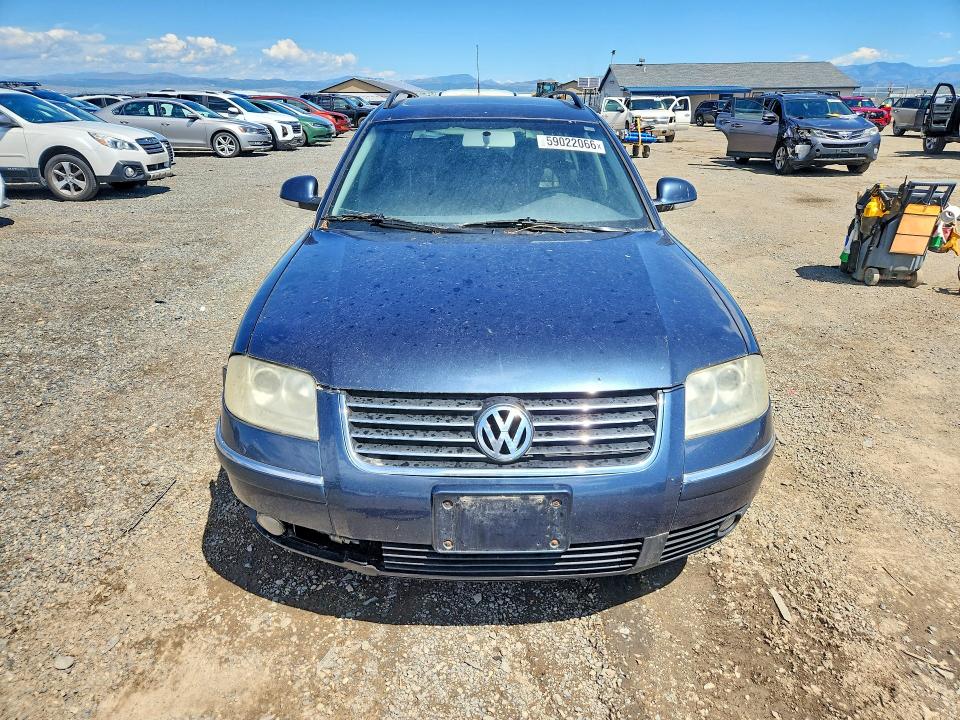 59022066 :رقم المزاد ، WVWCE63B95E117519 vin ، 2008 Volkswagen Passat مزاد بيع