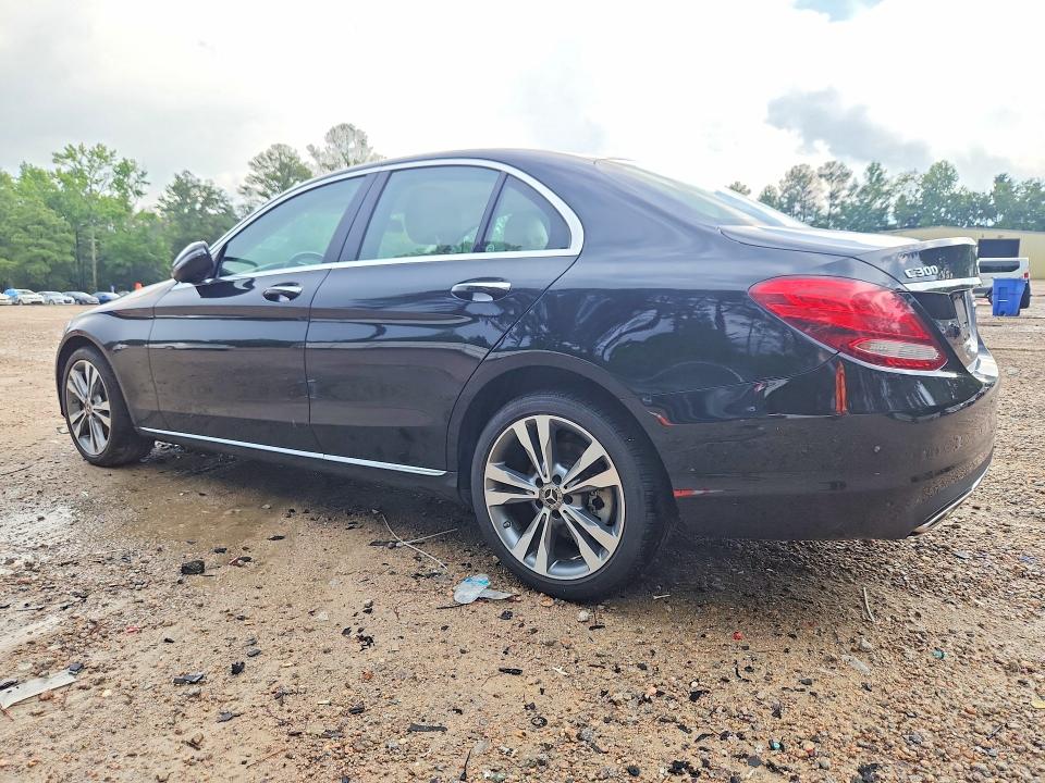 2018 Mercedes-benz C მანქანა იყიდება აუქციონზე, vin: 55SWF4KB3JU272249, აუქციონის ნომერი: 61664286