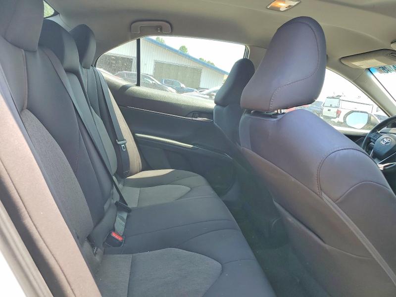 Продаж на аукціоні авто 2018 Toyota Camry, vin: 4T1B11HK0JU641494, номер лоту: 62299446