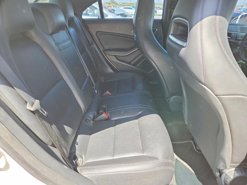 2015 Mercedes-benz Cla მანქანა იყიდება აუქციონზე, vin: WDDSJ4EB6FN279950, აუქციონის ნომერი: 60229396