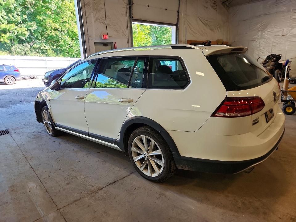 60165386 :رقم المزاد ، 3VWH17AU5JM764058 vin ، 2018 Volkswagen Golf Alltrack مزاد بيع