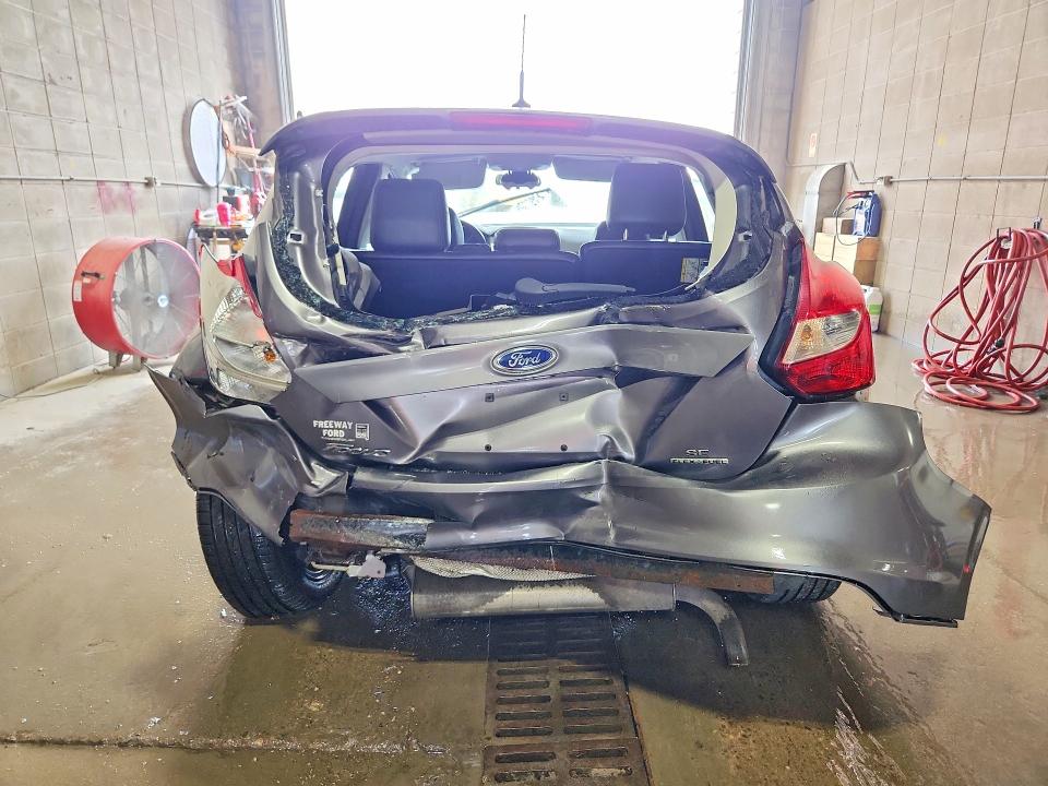 60926066 :رقم المزاد ، 1FADP3K27EL198293 vin ، 2014 Ford Focus مزاد بيع