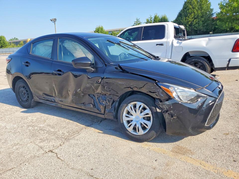 59833776 :رقم المزاد ، 3MYDLBYV4LY716965 vin ، 2020 Toyota Yaris مزاد بيع