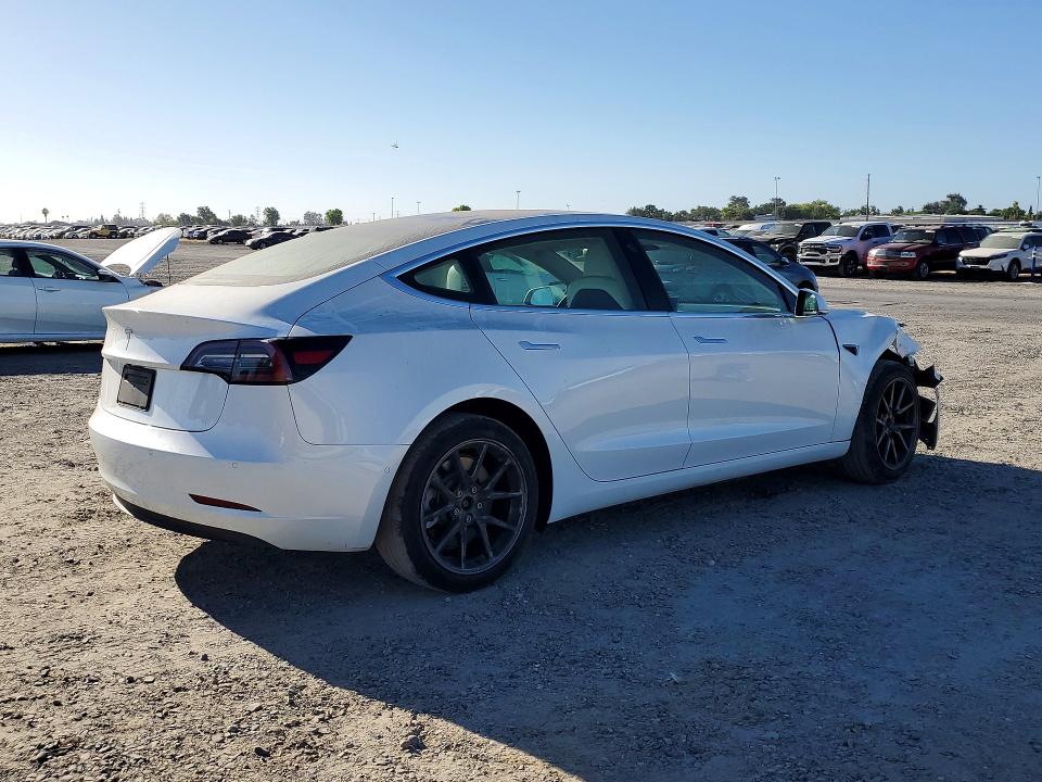 Продажа на аукционе авто 2020 Tesla Model 3, vin: 5YJ3E1EAXLF599095, номер лота: 60611806